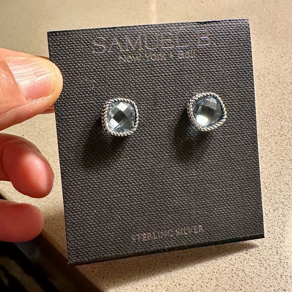 NWT Samuel B. Silver 3.40 ct. tw. Blue Topaz Studs - Picture 5 of 9